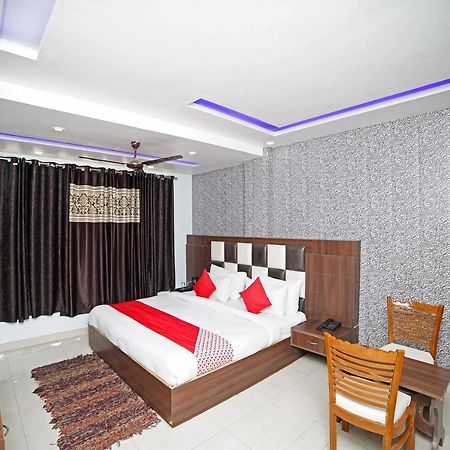 Oyo 39539 Hotel Vansh & Restaurant Kashipur Zewnętrze zdjęcie