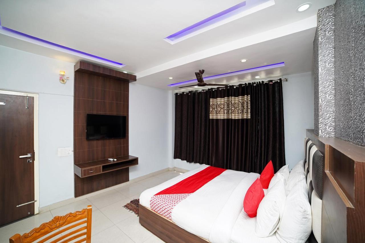 Oyo 39539 Hotel Vansh & Restaurant Kashipur Zewnętrze zdjęcie