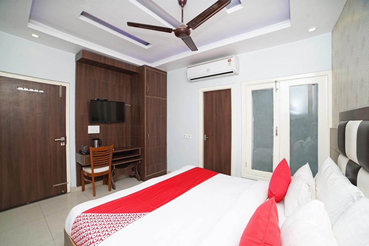 Oyo 39539 Hotel Vansh & Restaurant Kashipur Zewnętrze zdjęcie